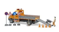 BRUDER 02537 - MB Sprinter Kommunal Mit Fahrer Und Zubehör -Kinderspielzeugladen bruder 02537 kommunal